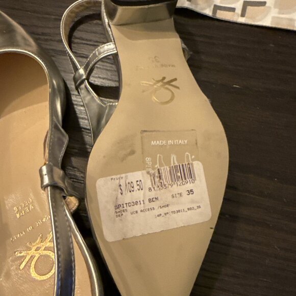 Benetton Vera Pelle Silver Patent Leather Kitten Heel Slingback Pumps - Picture 4 of 4